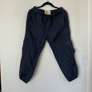 Bella Dahl med navy 100 % linen, cargo, joggers, drawstring